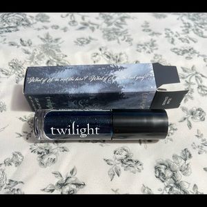 Colourpop Twilight “Team Edward” lux lip oil